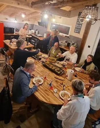 Le Grenier De Jules Et Marguerite * Liézey